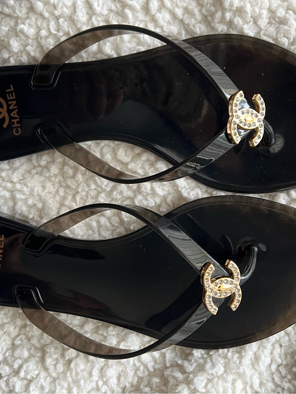 CHANEL Black Jelly Sandals with Gold CC Logo - Picture 2 of 3
